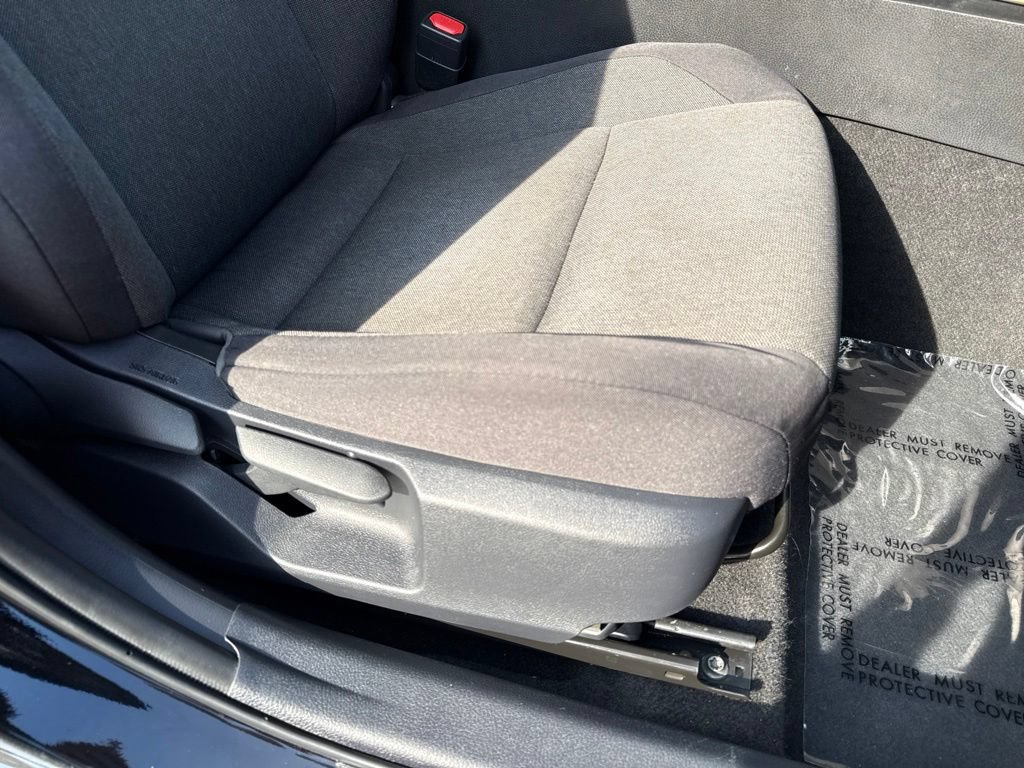 Used 2025 Toyota Camry LE FWD image 43