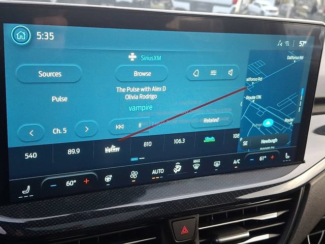 New 2025 Ford Escape ST-Line w/ Tech Pack #1 AWD/4WD image 16