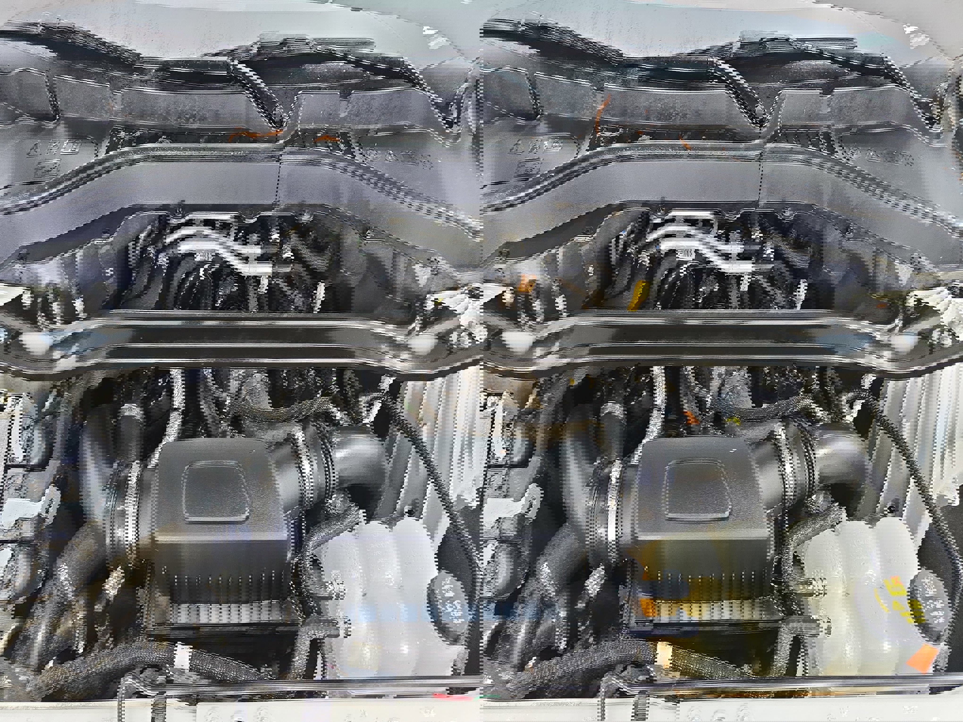 Used 2020 Ford Explorer Platinum w/ Premium Technology Package image 32