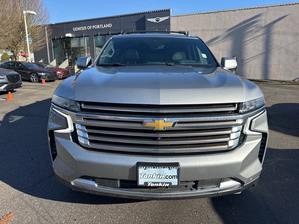 Used 2024 Chevrolet Suburban High Country image 9