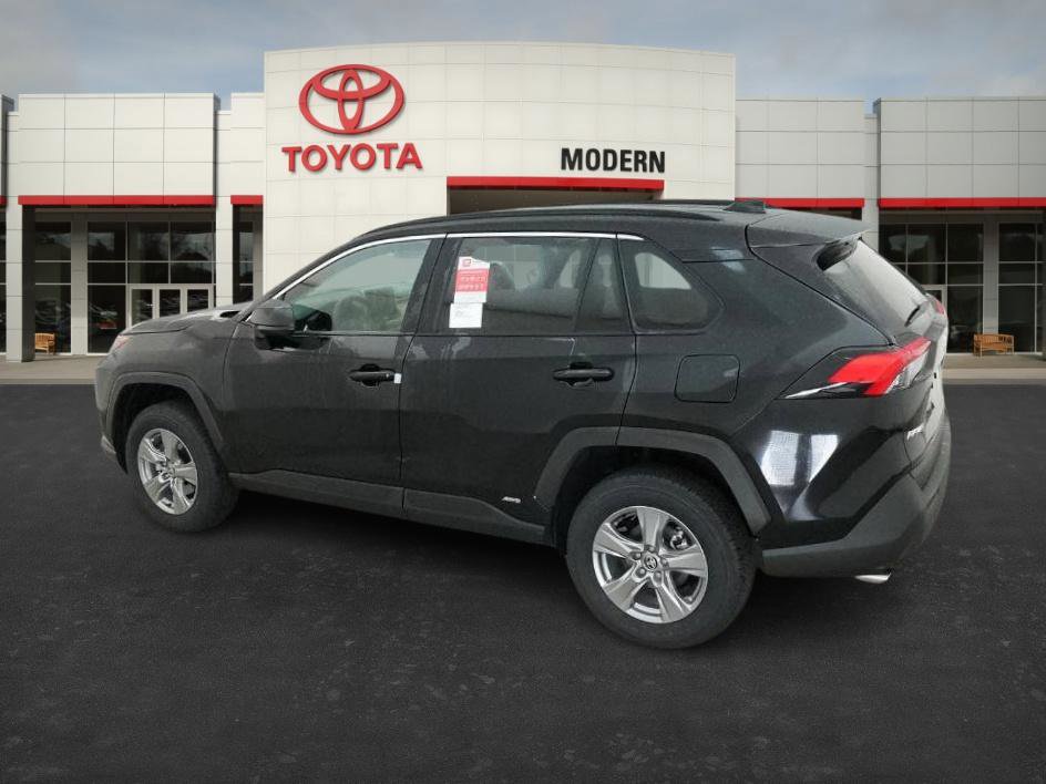 New 2025 Toyota RAV4 LE image 11