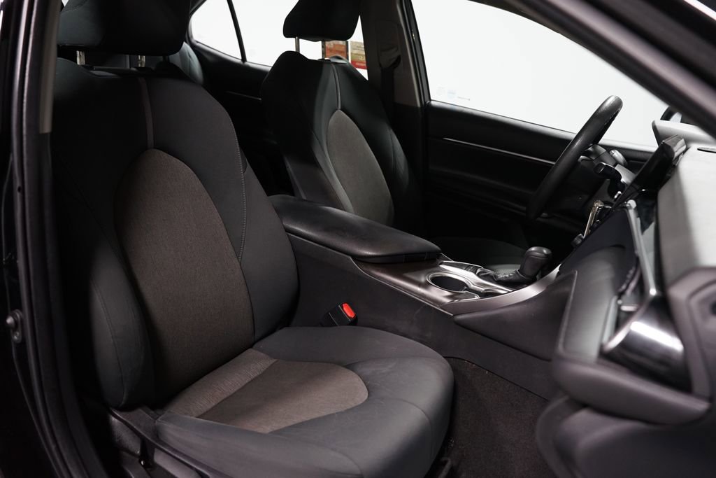 Certified 2023 Toyota Camry LE image 25