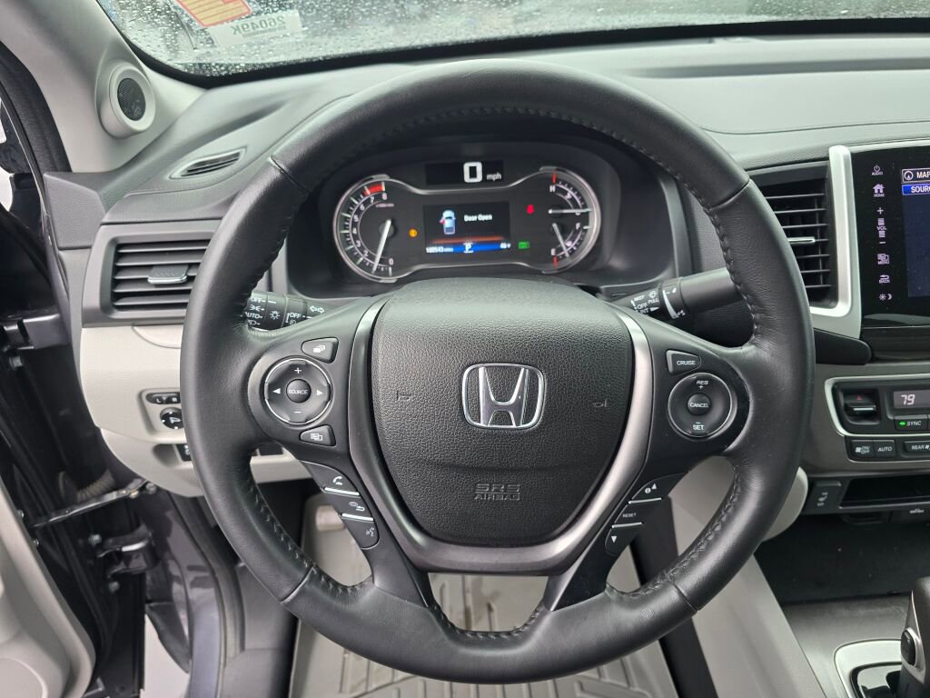 Used 2017 Honda Ridgeline RTL-T image 24