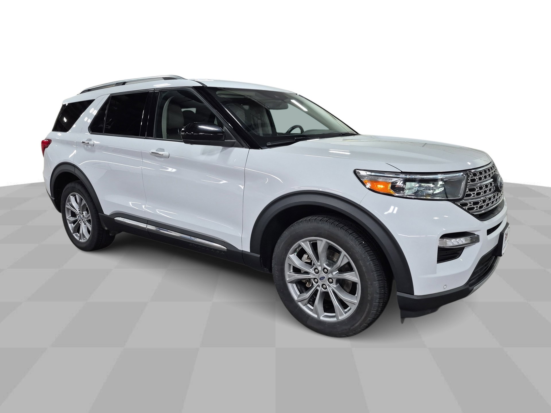 Used 2023 Ford Explorer Limited image 2