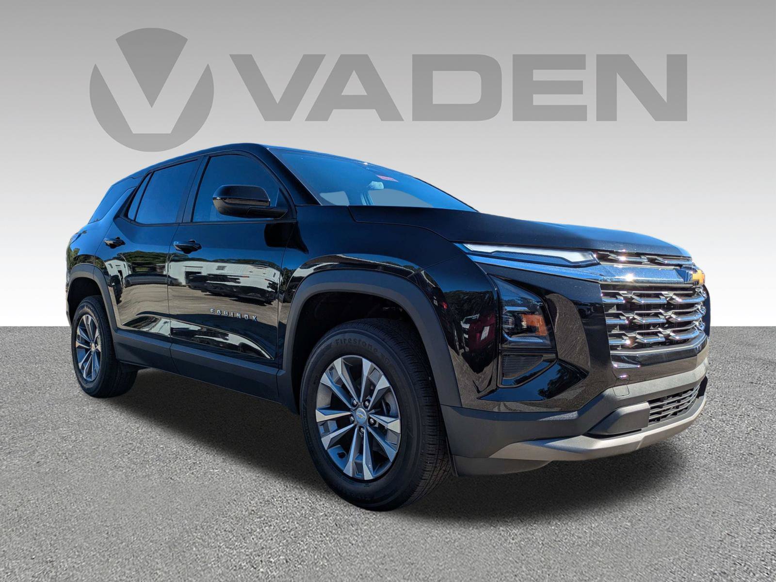 New 2027 Chevrolet Equinox LT w/ Convenience Package II FWD image 3