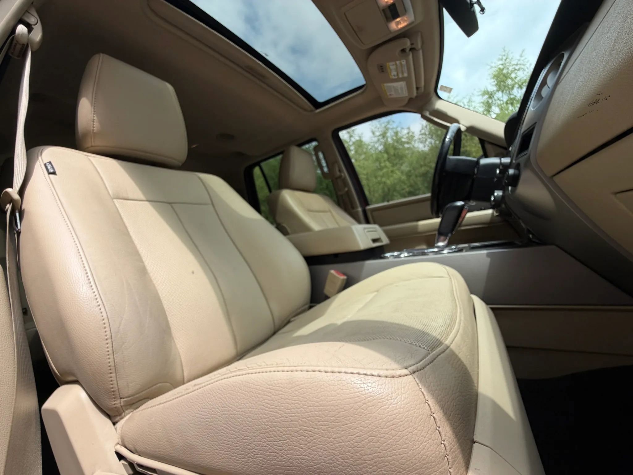 Used 2015 Ford Expedition Limited w/ Equipment Group 301A RWD image 37