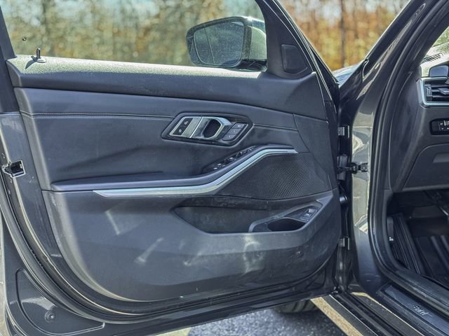 Used 2020 BMW 330i xDrive Sedan w/ Convenience Package image 44