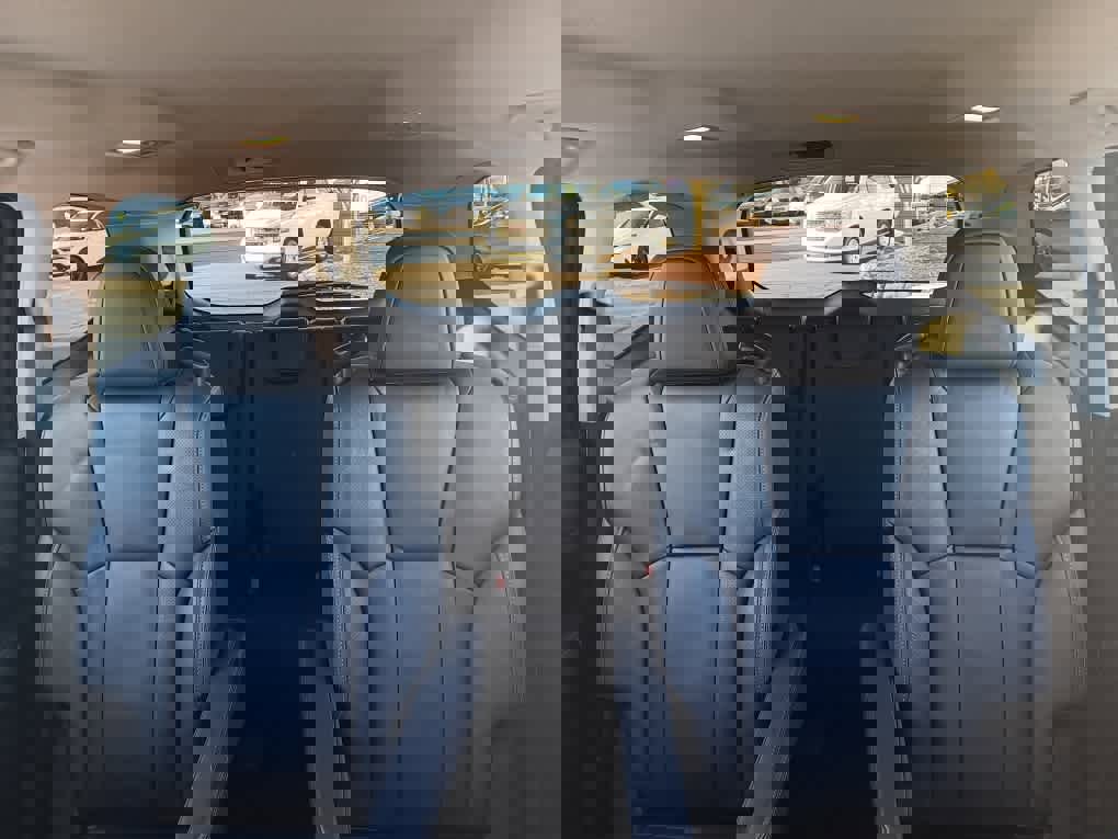 Used 2023 Subaru Ascent Limited image 15