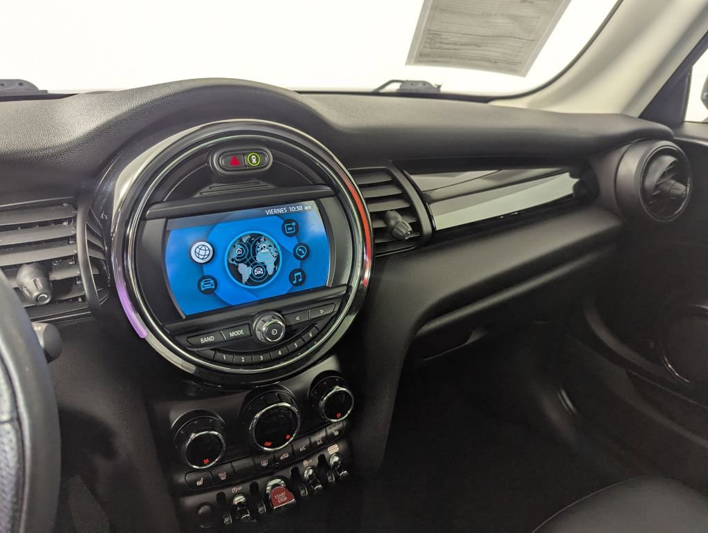 Used 2020 MINI Cooper S image 7
