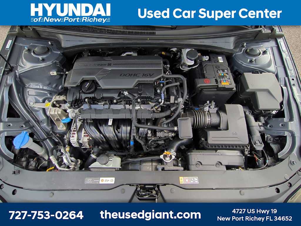 Certified 2025 Hyundai Elantra SEL FWD image 12