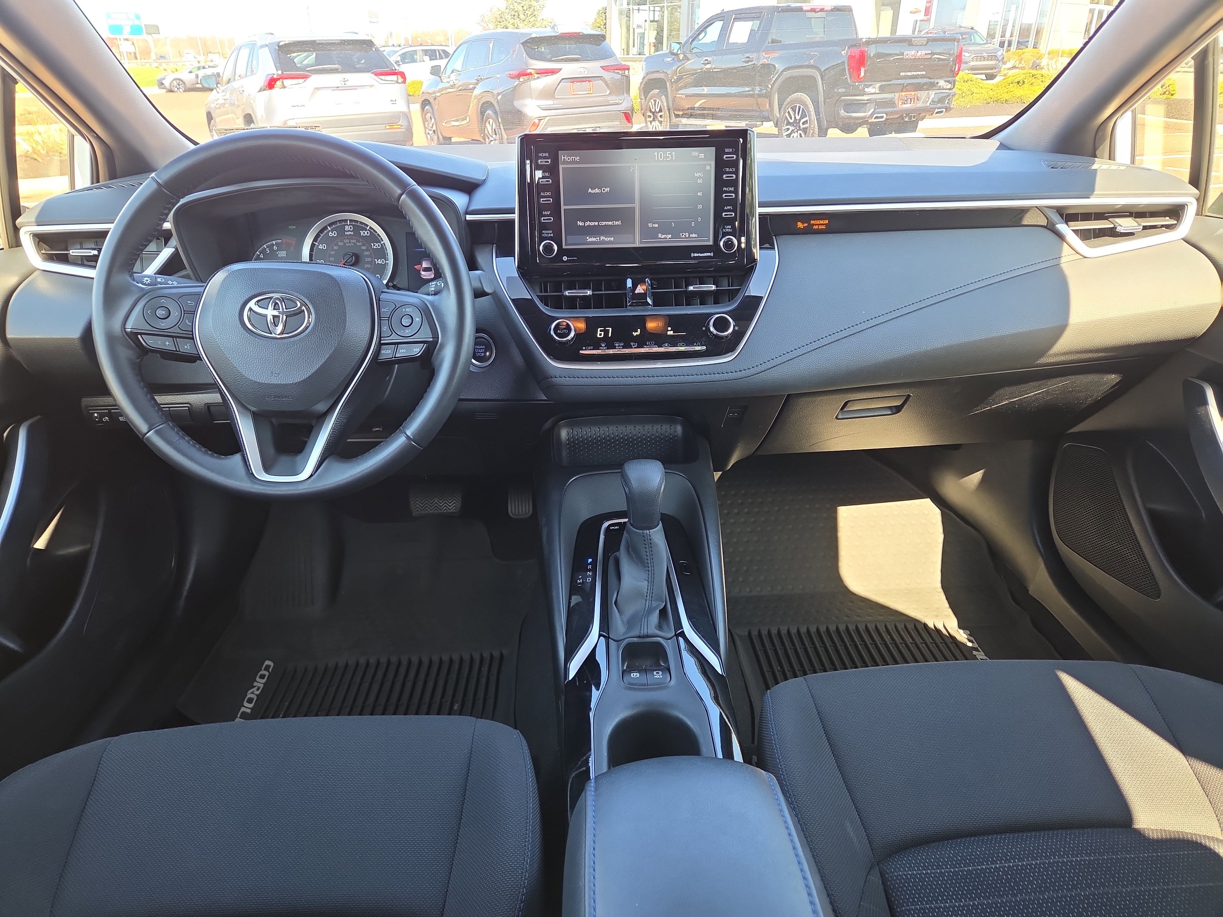 Certified 2021 Toyota Corolla SE w/ SE Premium Package FWD image 19
