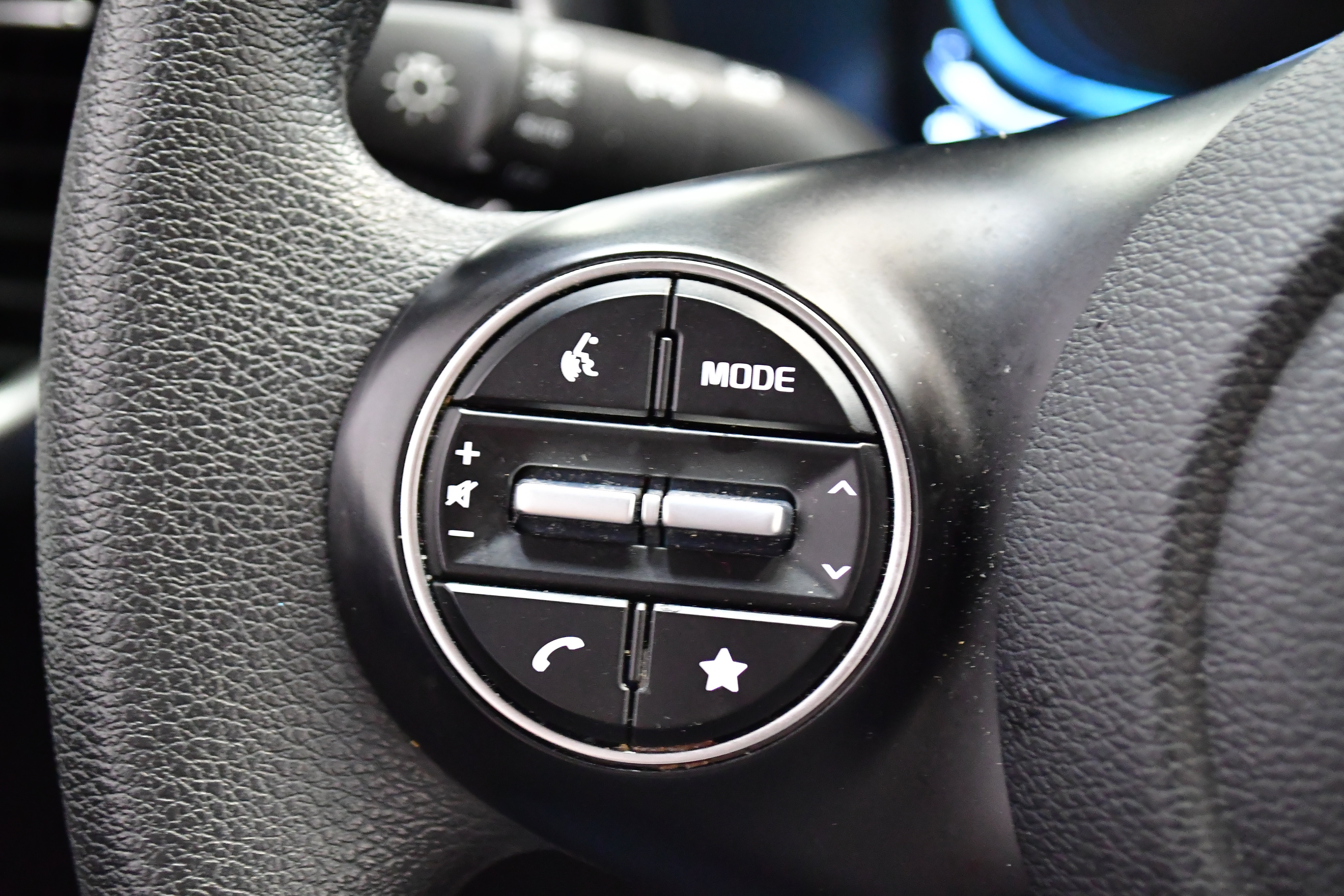 Used 2025 Kia Soul LX w/ LX Technology Package image 22