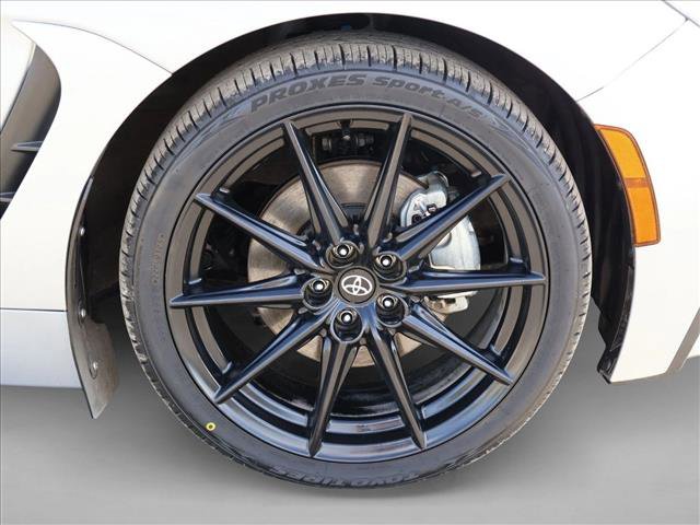 Used 2024 Toyota GR86 Premium RWD image 27