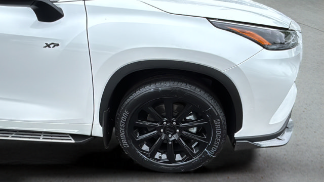 Used 2026 Toyota Highlander XLE AWD/4WD image 38