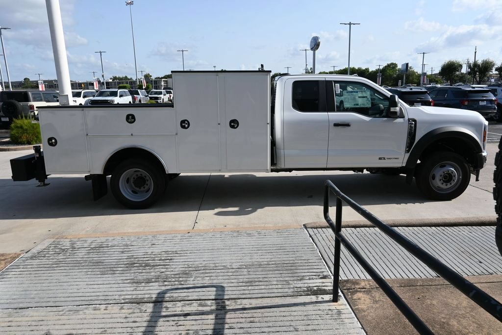 New 2026 Ford F550 4x4 Supercab Super Duty image 15