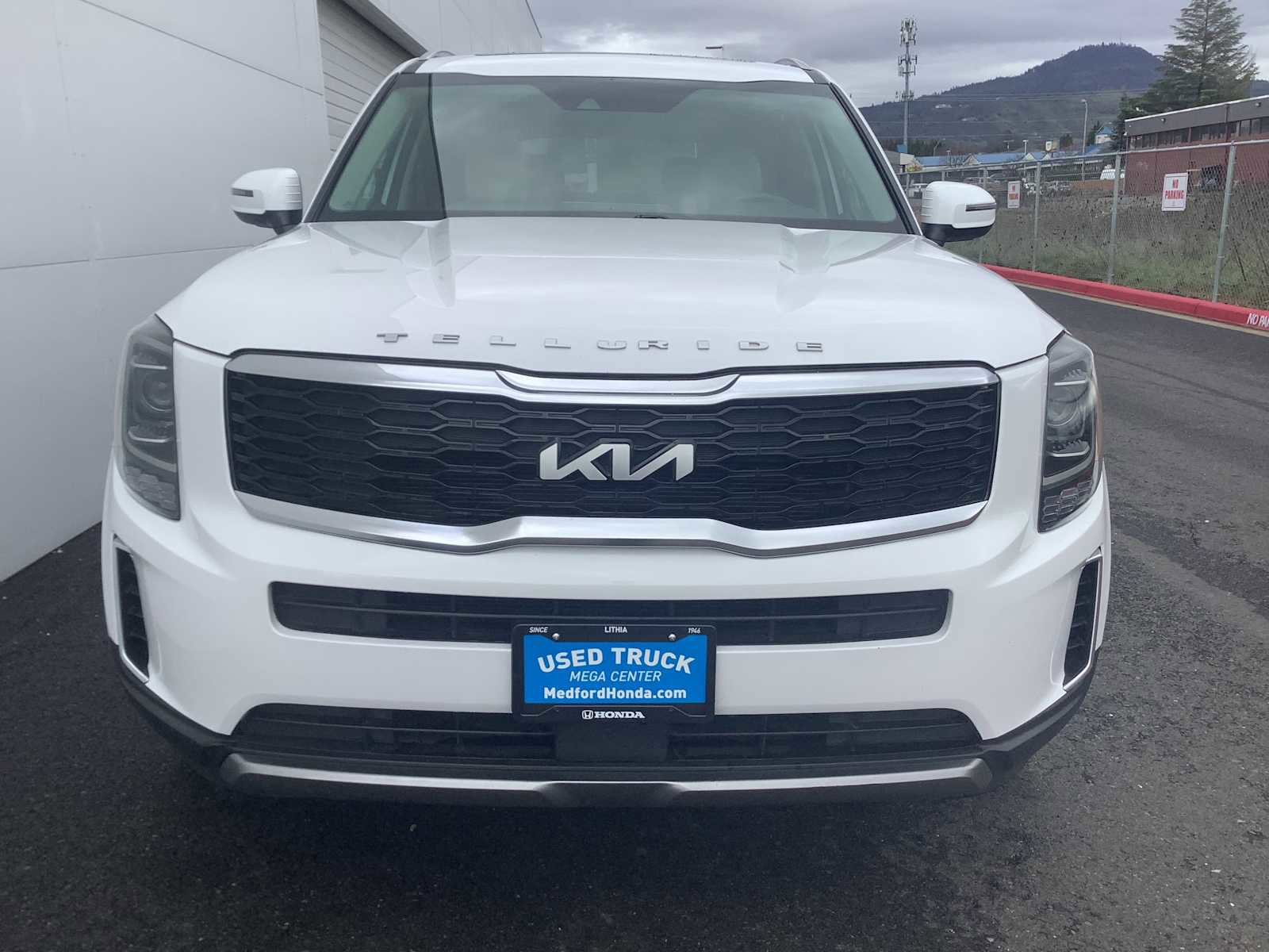 Used 2022 Kia Telluride S image 9