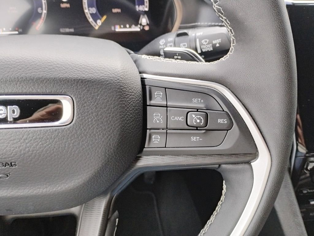 New 2025 Jeep Grand Cherokee L Laredo w/ Trailer Tow Package image 38