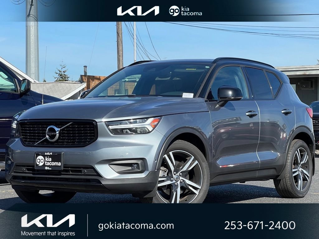 Used 2019 Volvo XC40 T5 R-Design AWD/4WD image 1