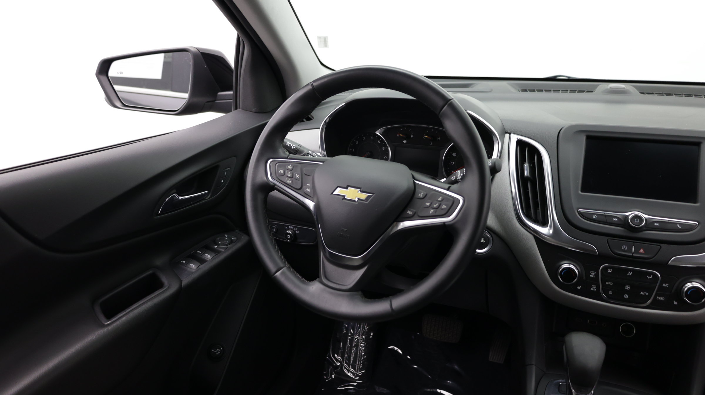 Used 2024 Chevrolet Equinox LT AWD/4WD image 29