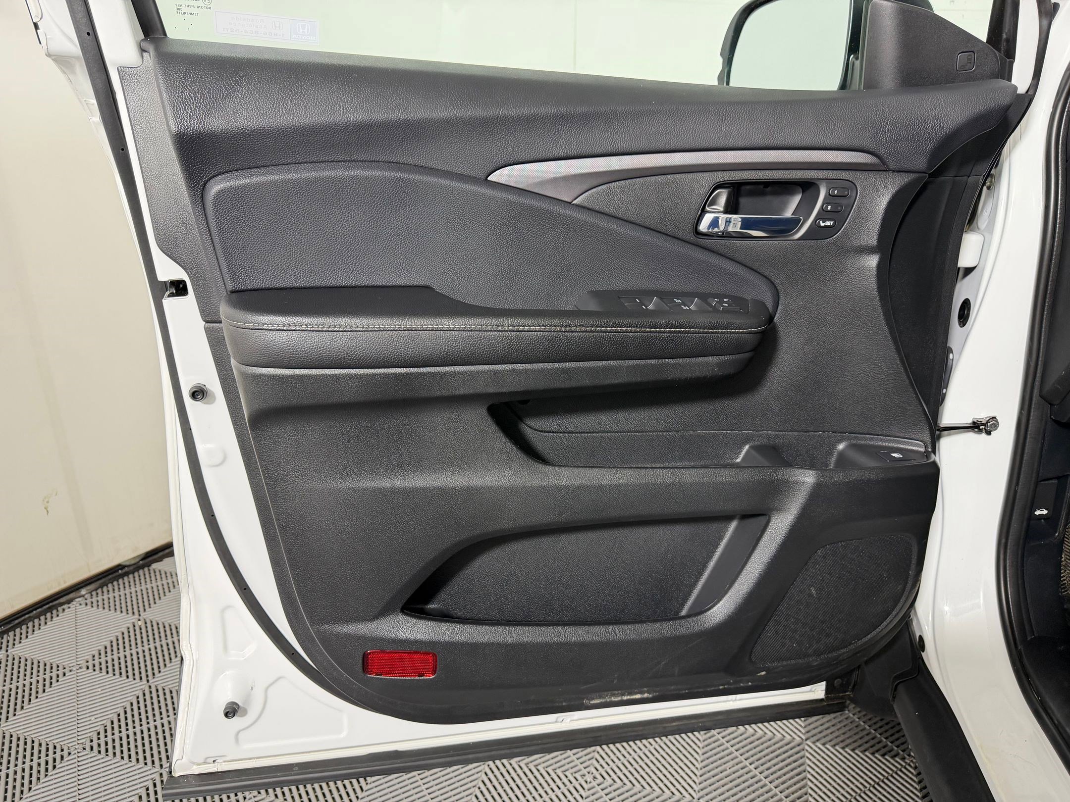 Used 2024 Honda Ridgeline RTL image 18