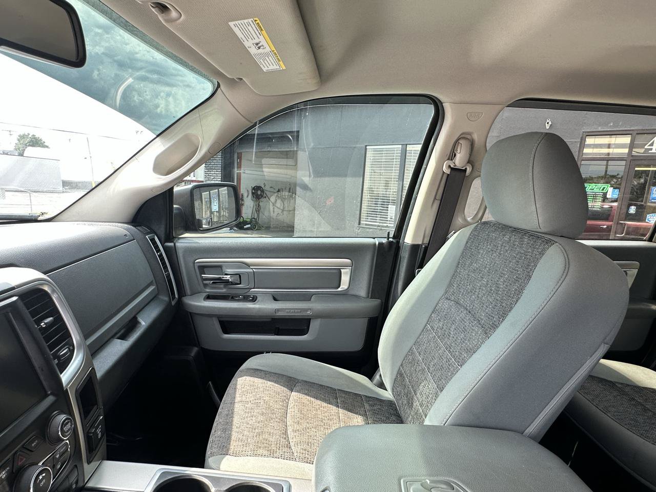 Used 2012 RAM 1500 Express RWD image 24