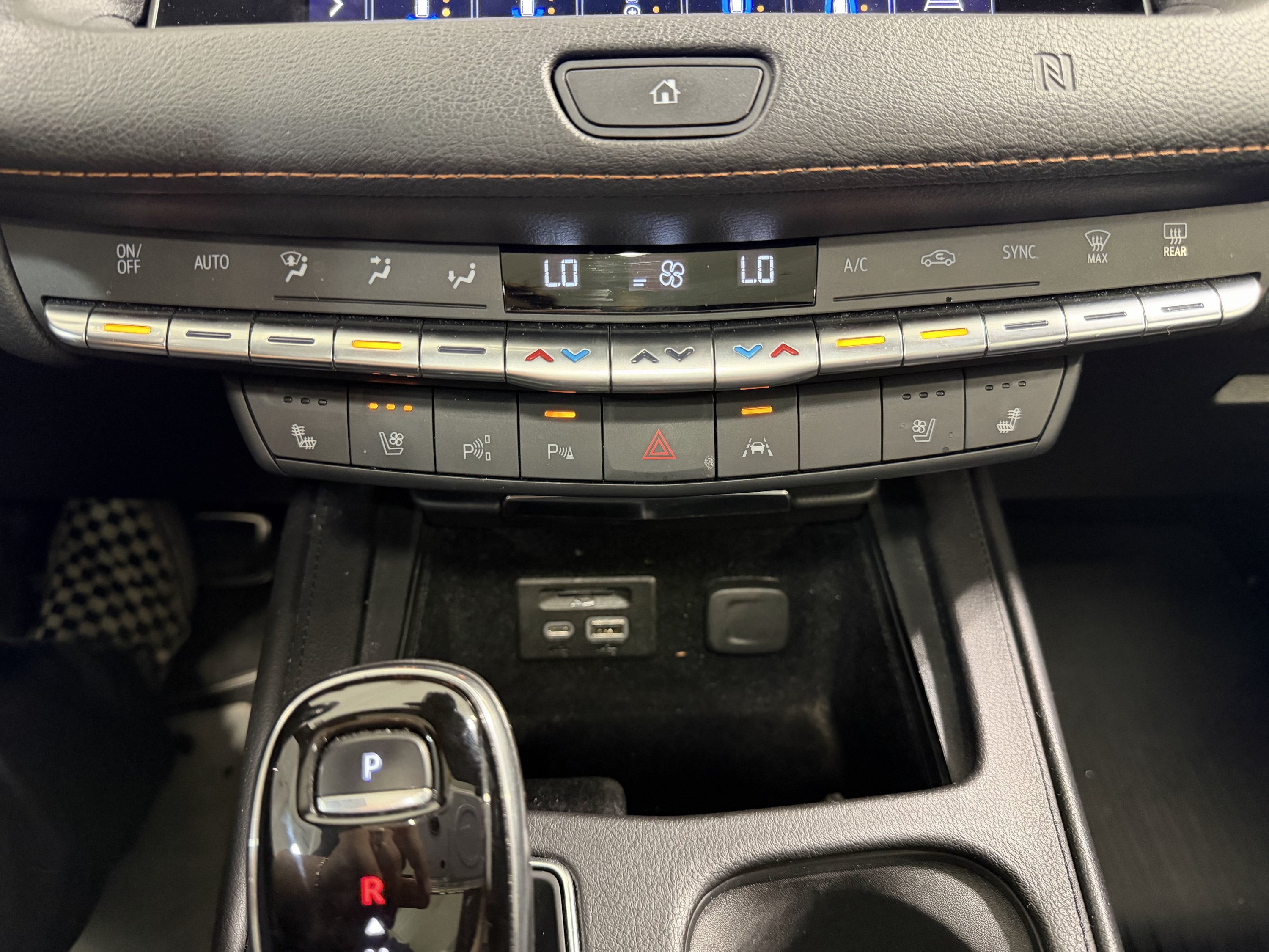 Used 2020 Cadillac XT4 Sport AWD/4WD image 18
