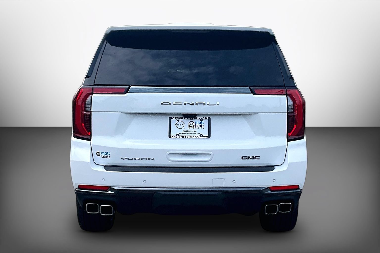 Used 2026 GMC Yukon Denali Ultimate AWD/4WD image 3