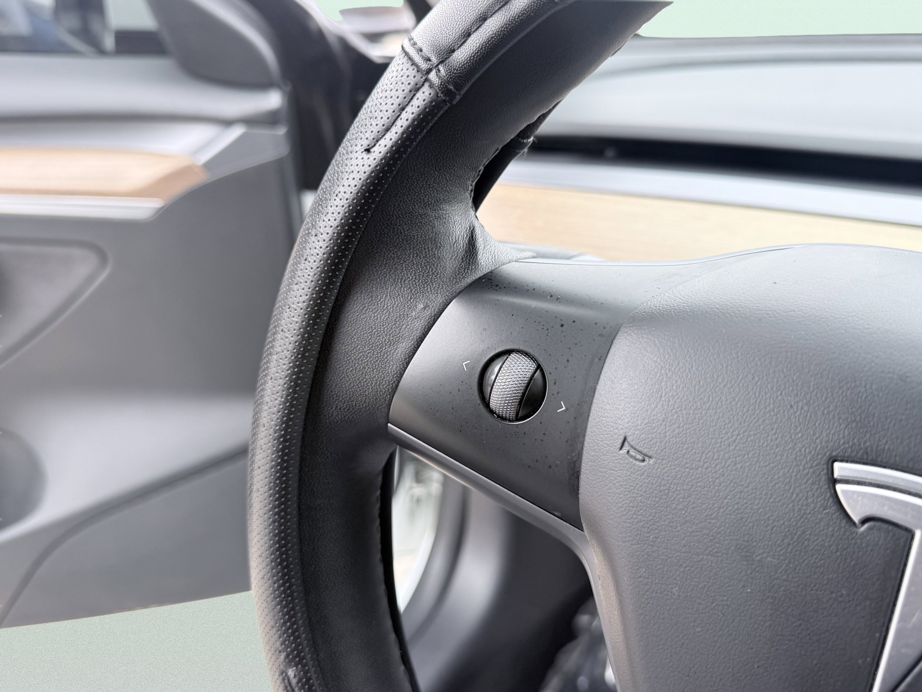 Used 2023 Tesla Model 3 Standard Range image 63