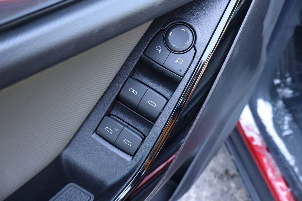 New 2026 Chevrolet Equinox LT w/ Convenience Package II image 17