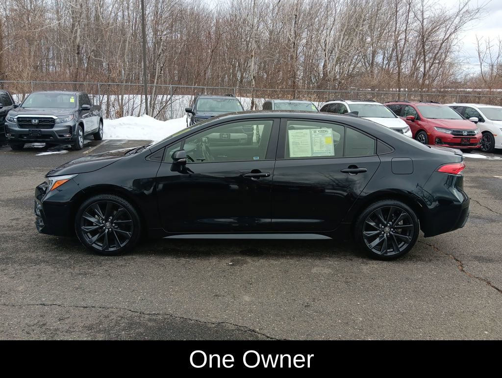 Used 2024 Toyota Corolla SE w/ SE Premium Package image 7