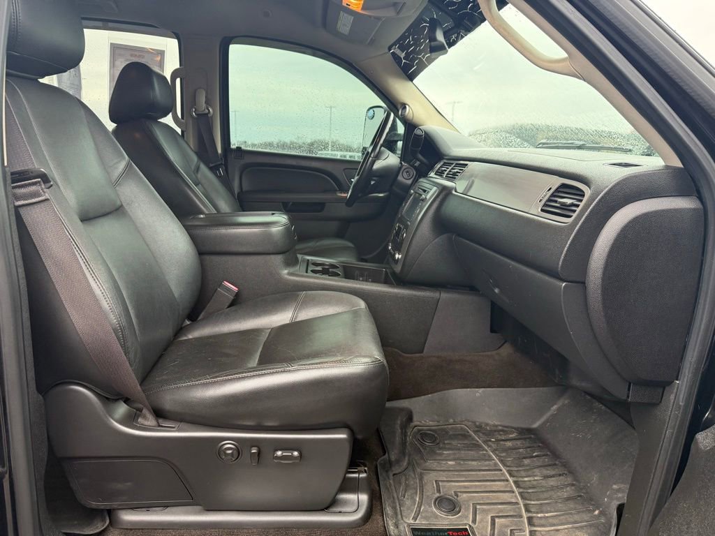 Used 2013 Chevrolet Silverado 2500 LTZ w/ LTZ Plus Package image 20