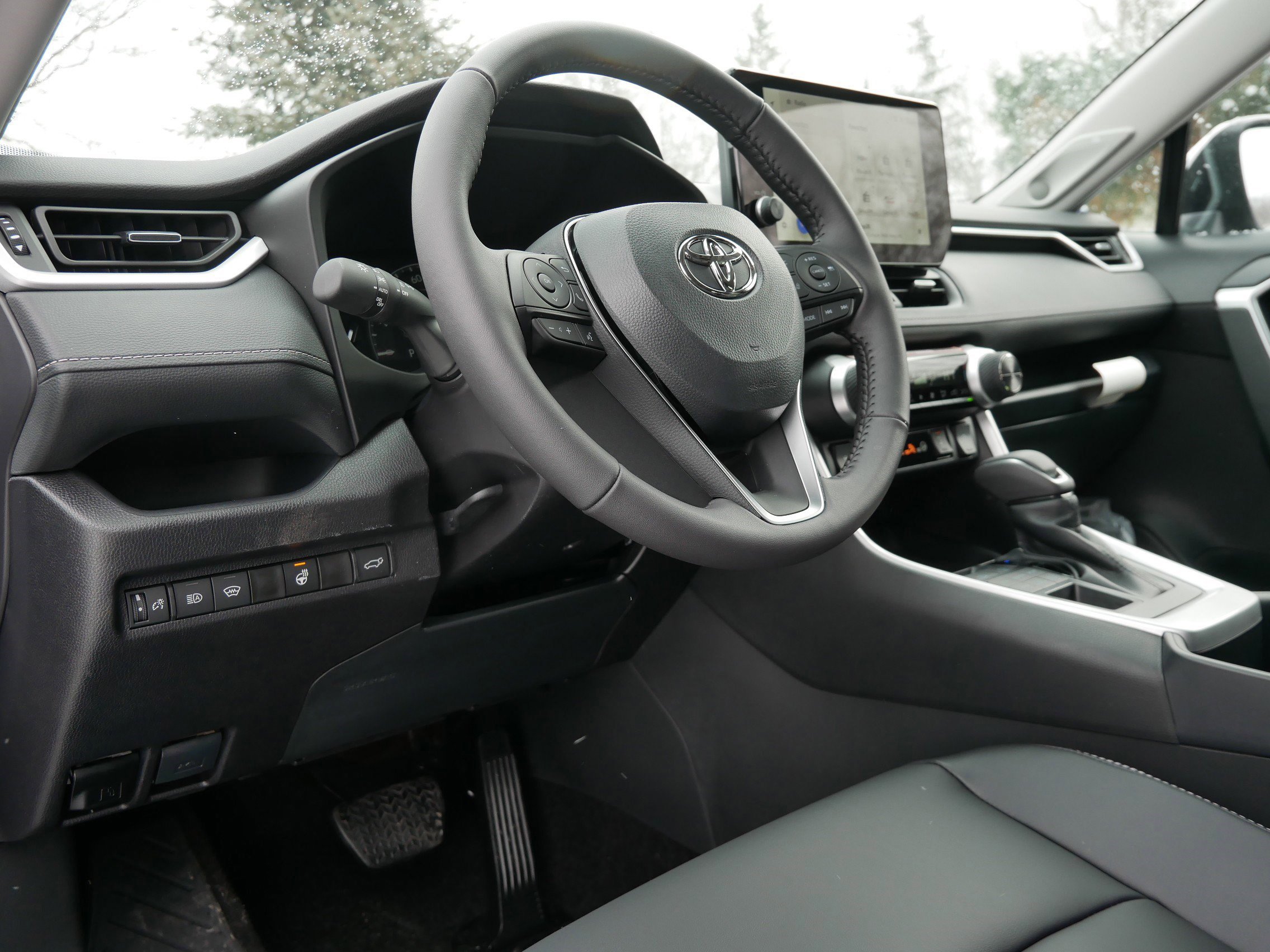 New 2025 Toyota RAV4 XLE Premium image 7