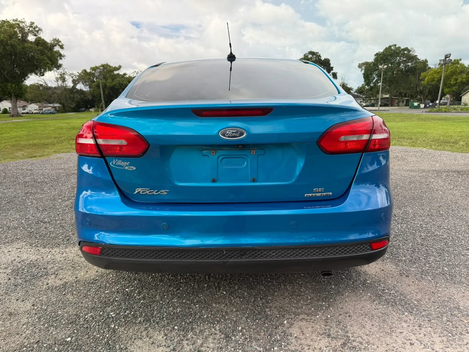 Used 2016 Ford Focus SE w/ Reverse Sensing Package FWD image 6