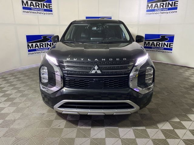 Used 2023 Mitsubishi Outlander SE image 15