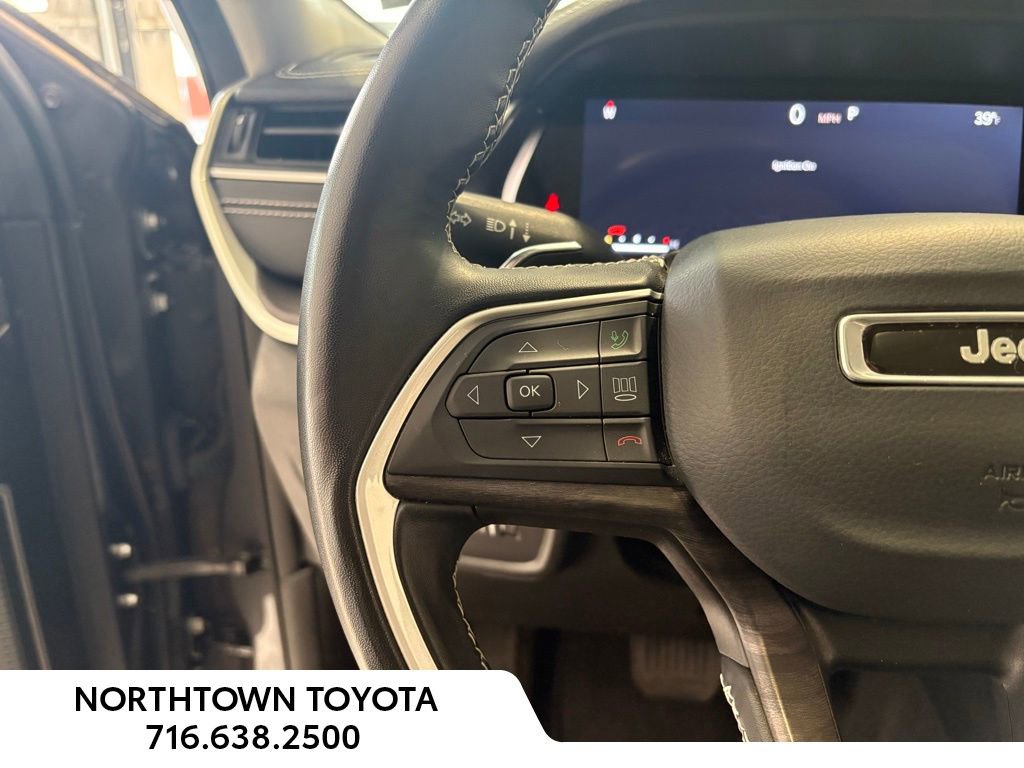 Used 2021 Jeep Grand Cherokee L Limited AWD/4WD image 41