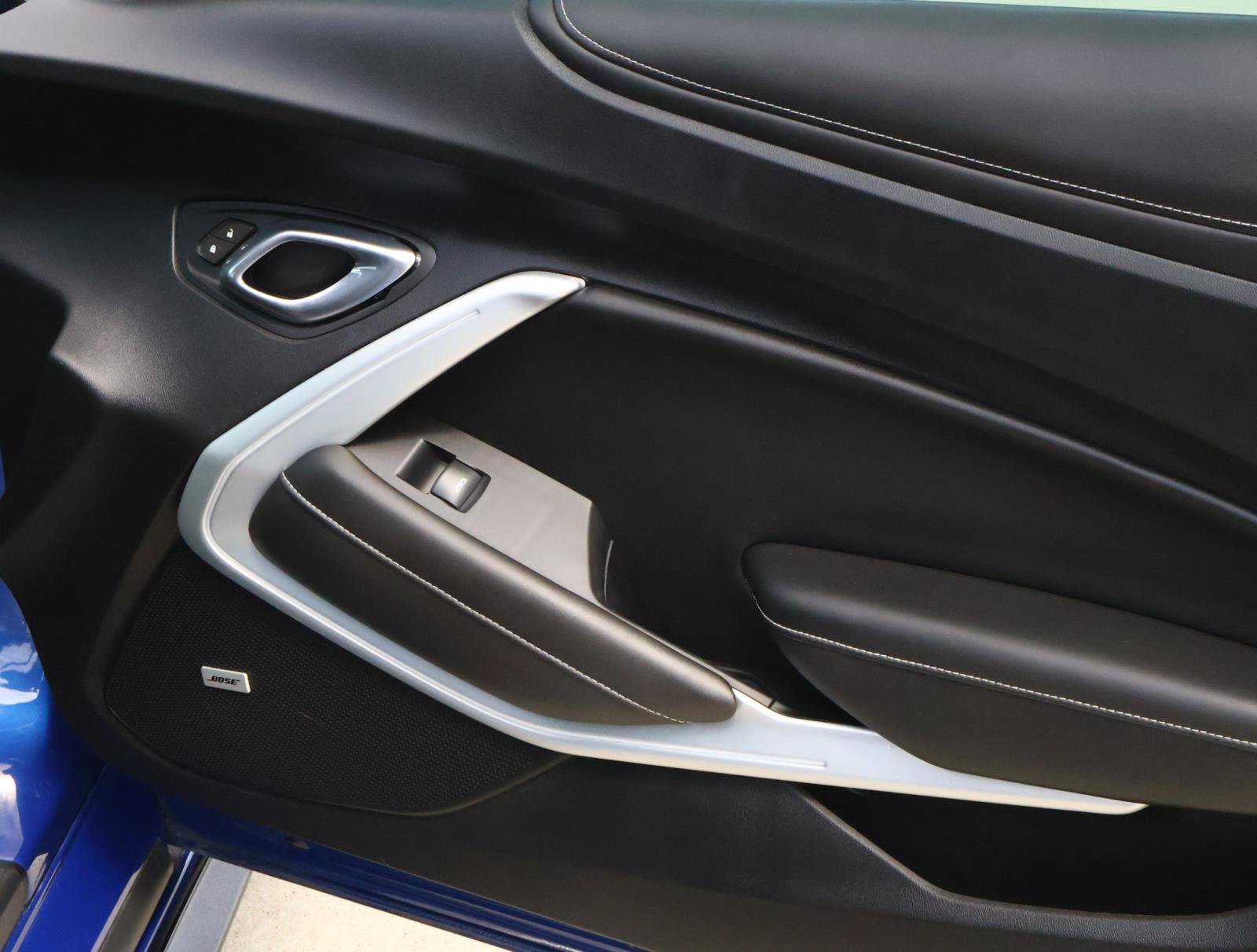 Used 2021 Chevrolet Camaro SS RWD image 16