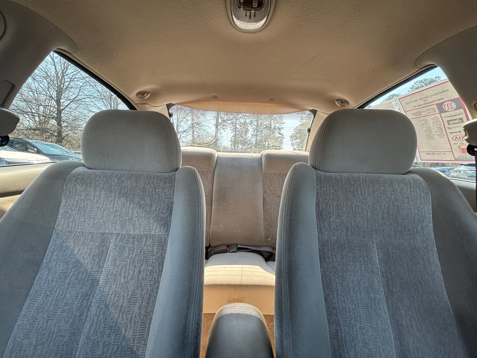 Used 2004 Oldsmobile Alero GL image 30