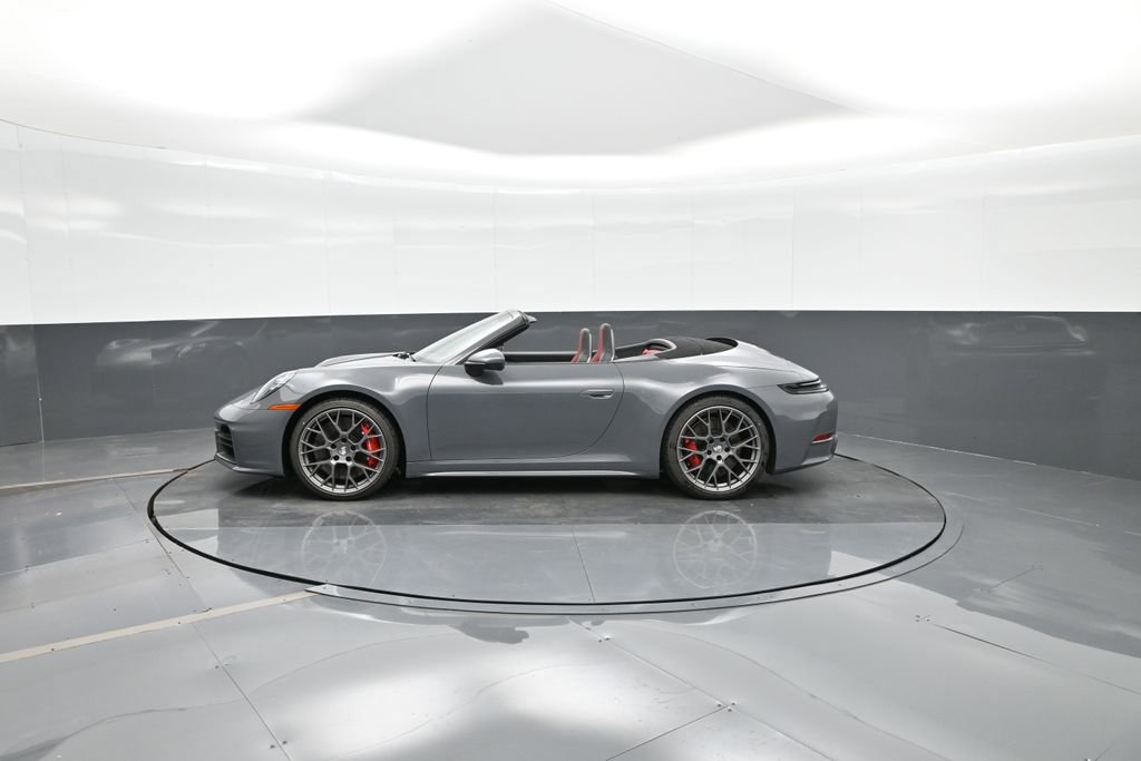 New 2025 Porsche 911 Carrera S image 2
