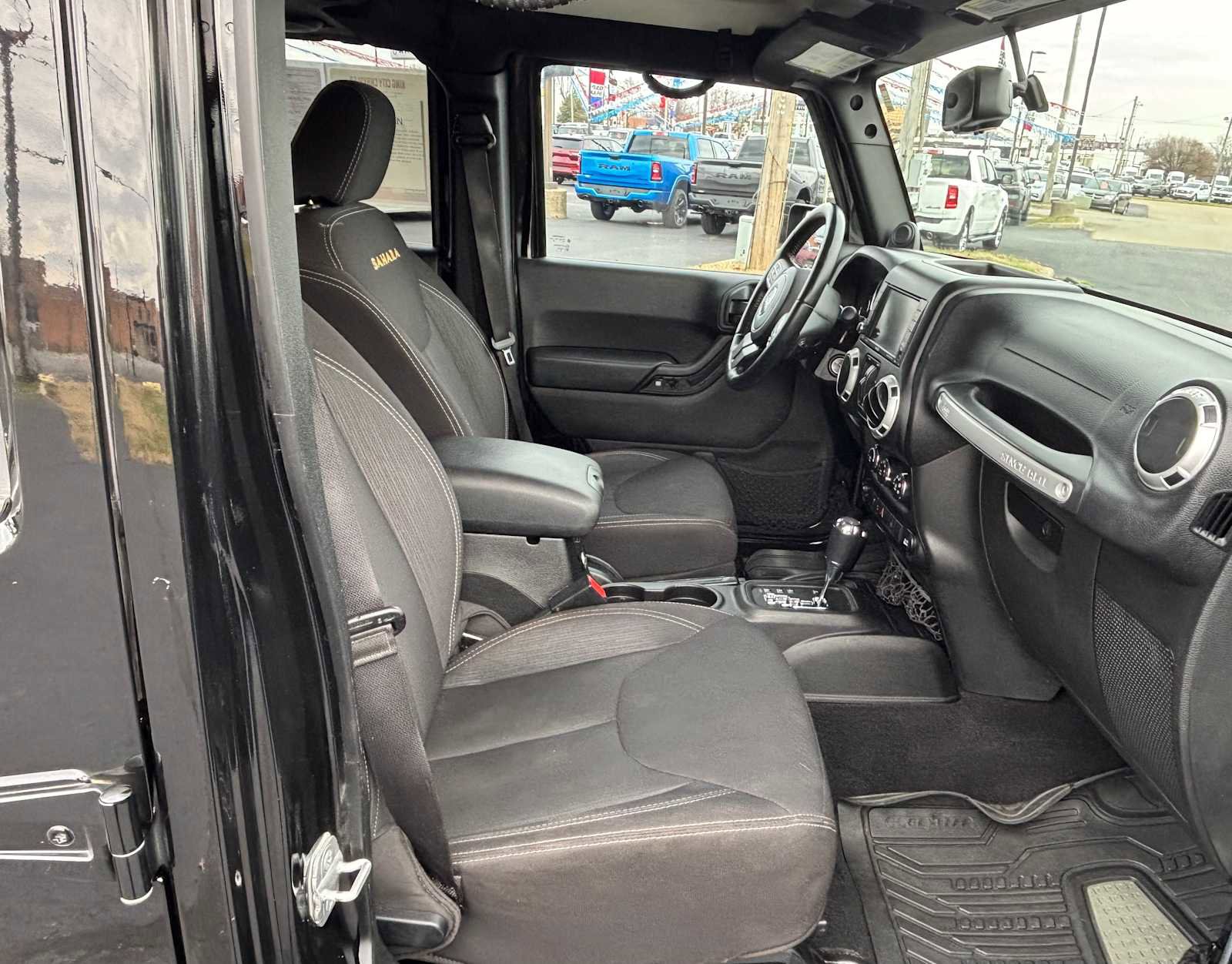 Used 2014 Jeep Wrangler Unlimited Sahara w/ Dual Top Group image 12