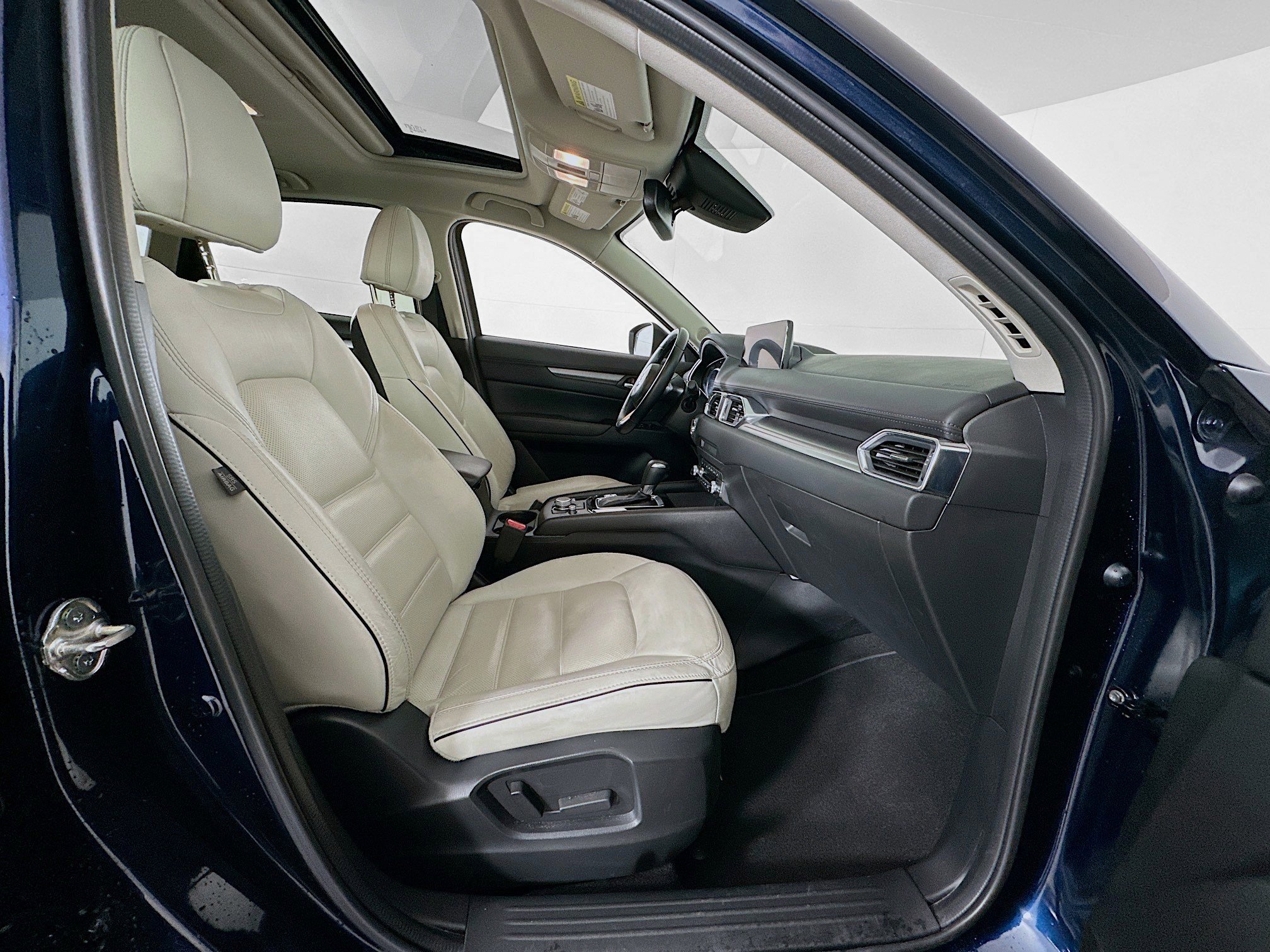 Used 2025 MAZDA CX-5 AWD 2.5 S w/ Preferred Package image 31