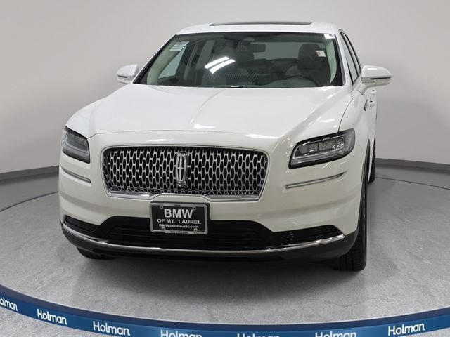 Used 2023 Lincoln Nautilus Reserve FWD image 3