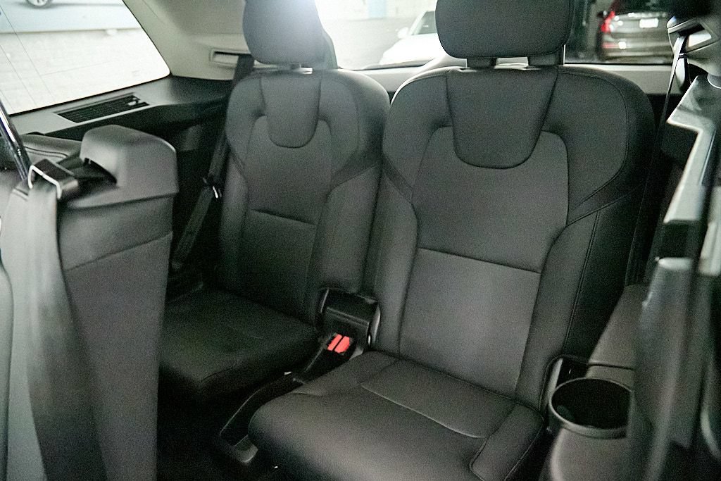 Certified 2024 Volvo XC90 B6 Plus w/ Protection Package Premier AWD/4WD image 24