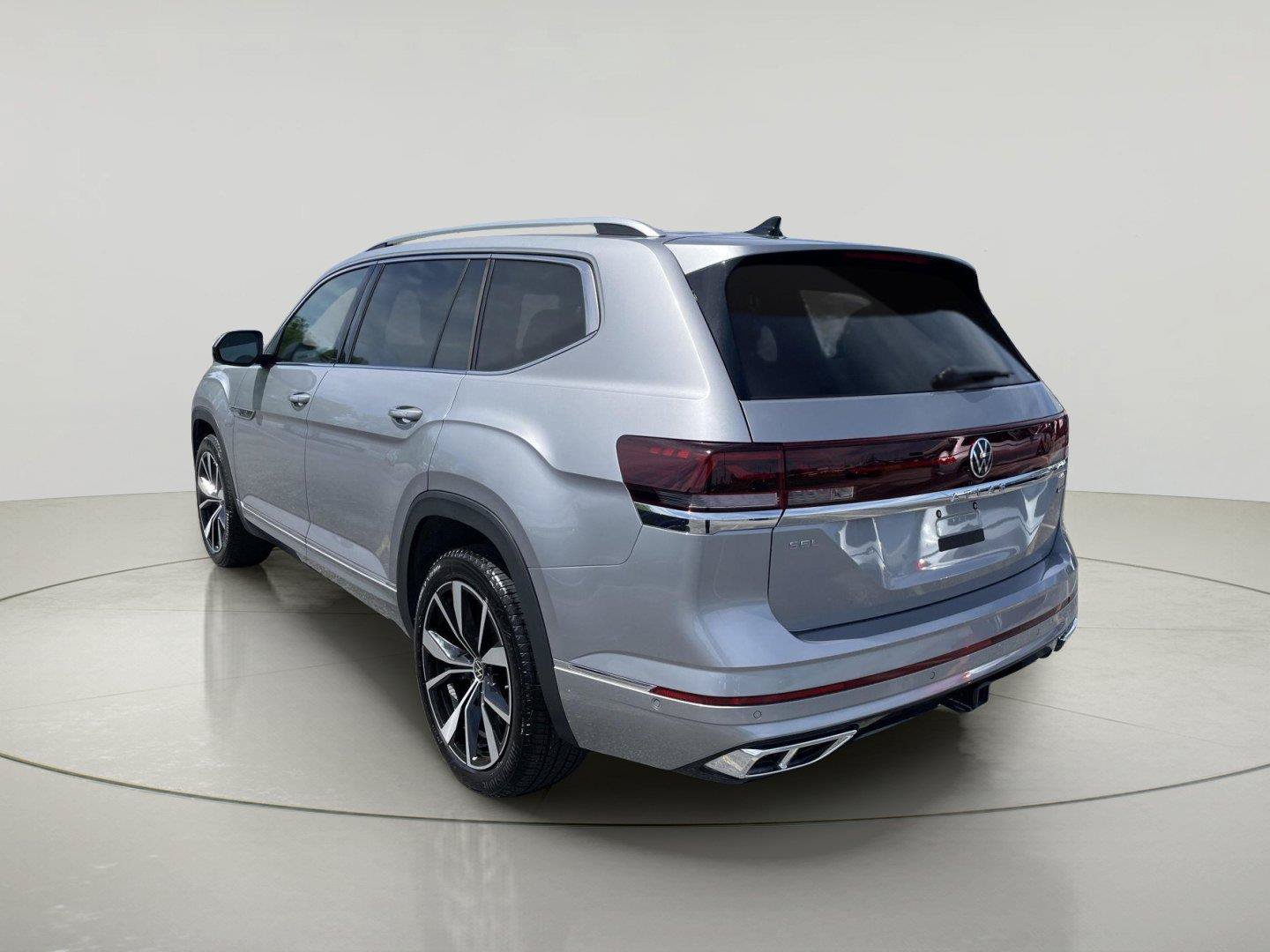 Used 2026 Volkswagen Atlas SEL Premium R-Line AWD/4WD image 5
