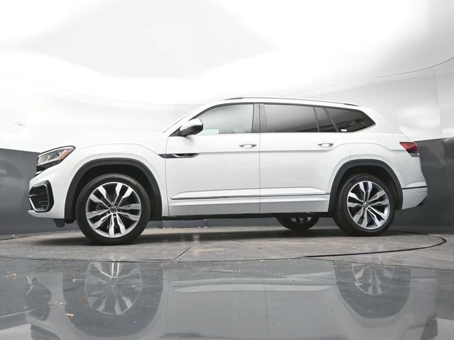 Used 2021 Volkswagen Atlas SEL R-Line FWD image 38