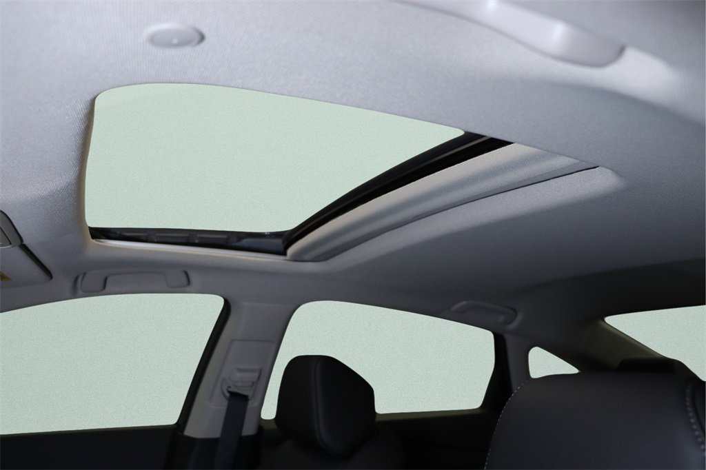 New 2025 Honda Accord Touring image 9