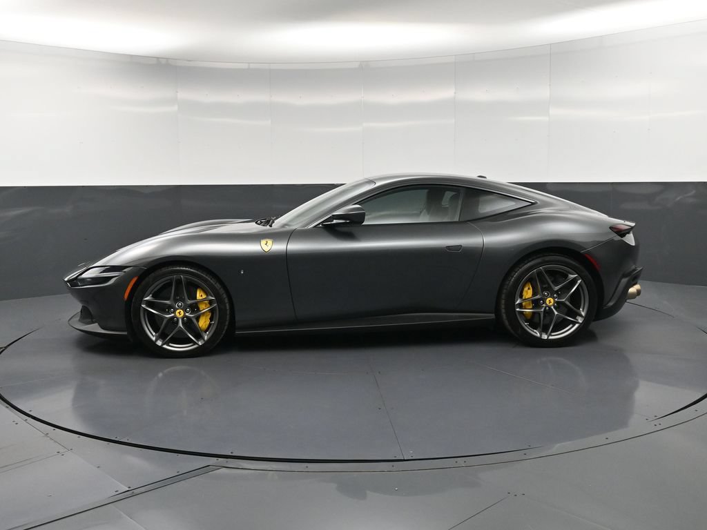 Used 2022 Ferrari Roma RWD image 2