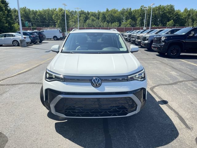 Used 2025 Volkswagen Taos SEL AWD/4WD image 31