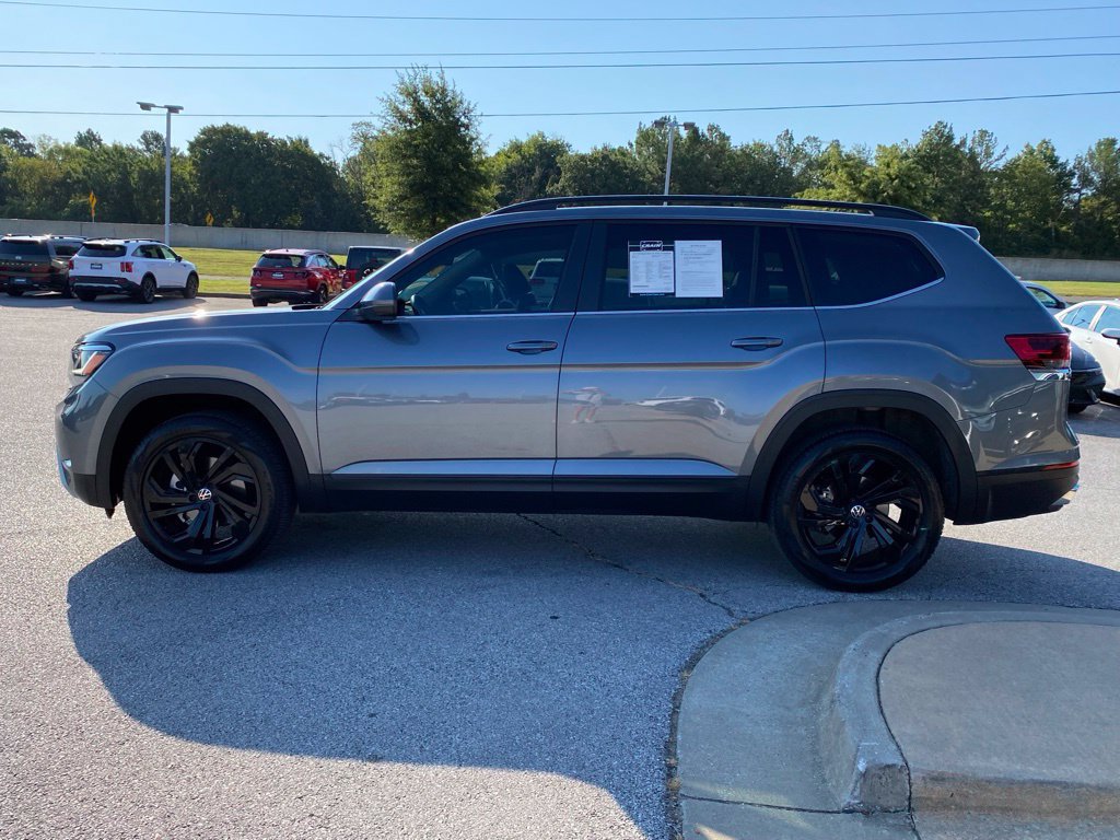 Used 2023 Volkswagen Atlas SE AWD/4WD image 4