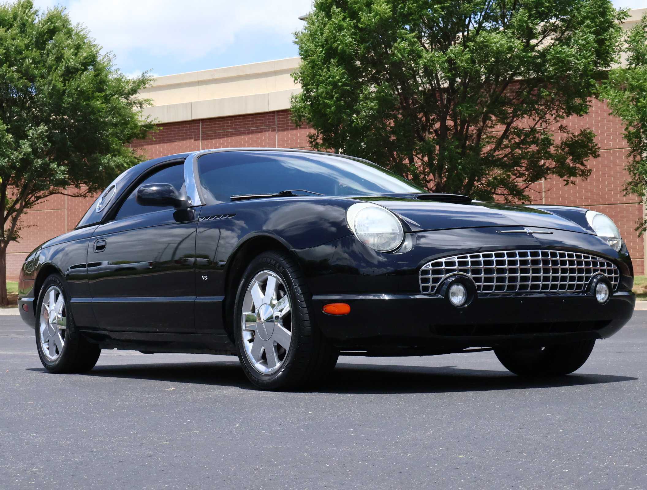 Used 2003 Ford Thunderbird RWD image 1