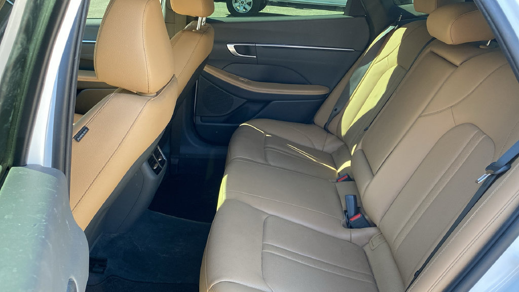 Used 2021 Hyundai Sonata Limited FWD image 14
